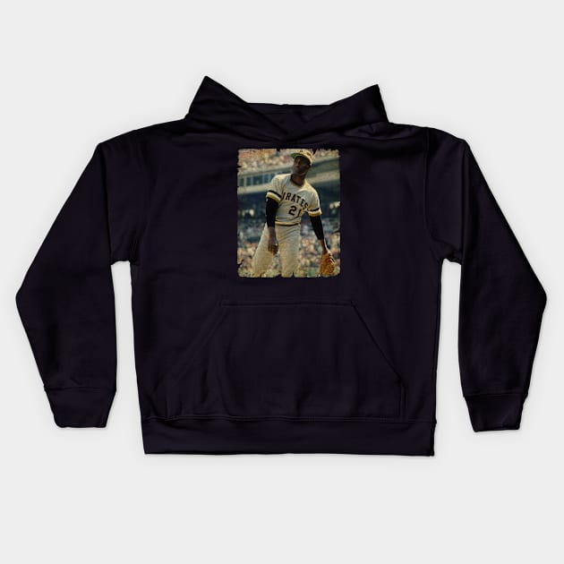 Roberto Clemente - Right Field (12) Kids Hoodie by SOEKAMPTI